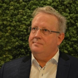 Paul Robert Van Der Heijden